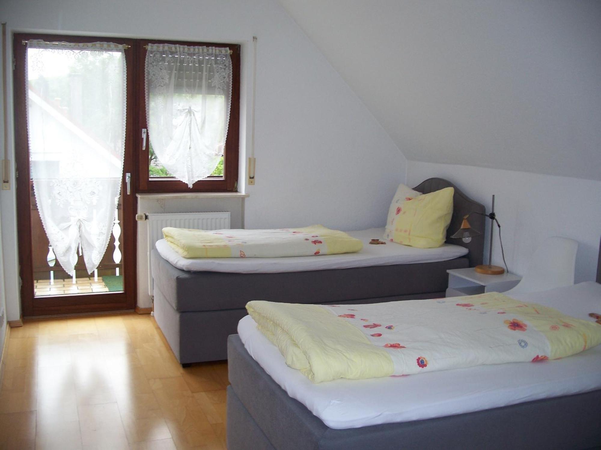 Ferienwohnung Serr Lauf Екстериор снимка